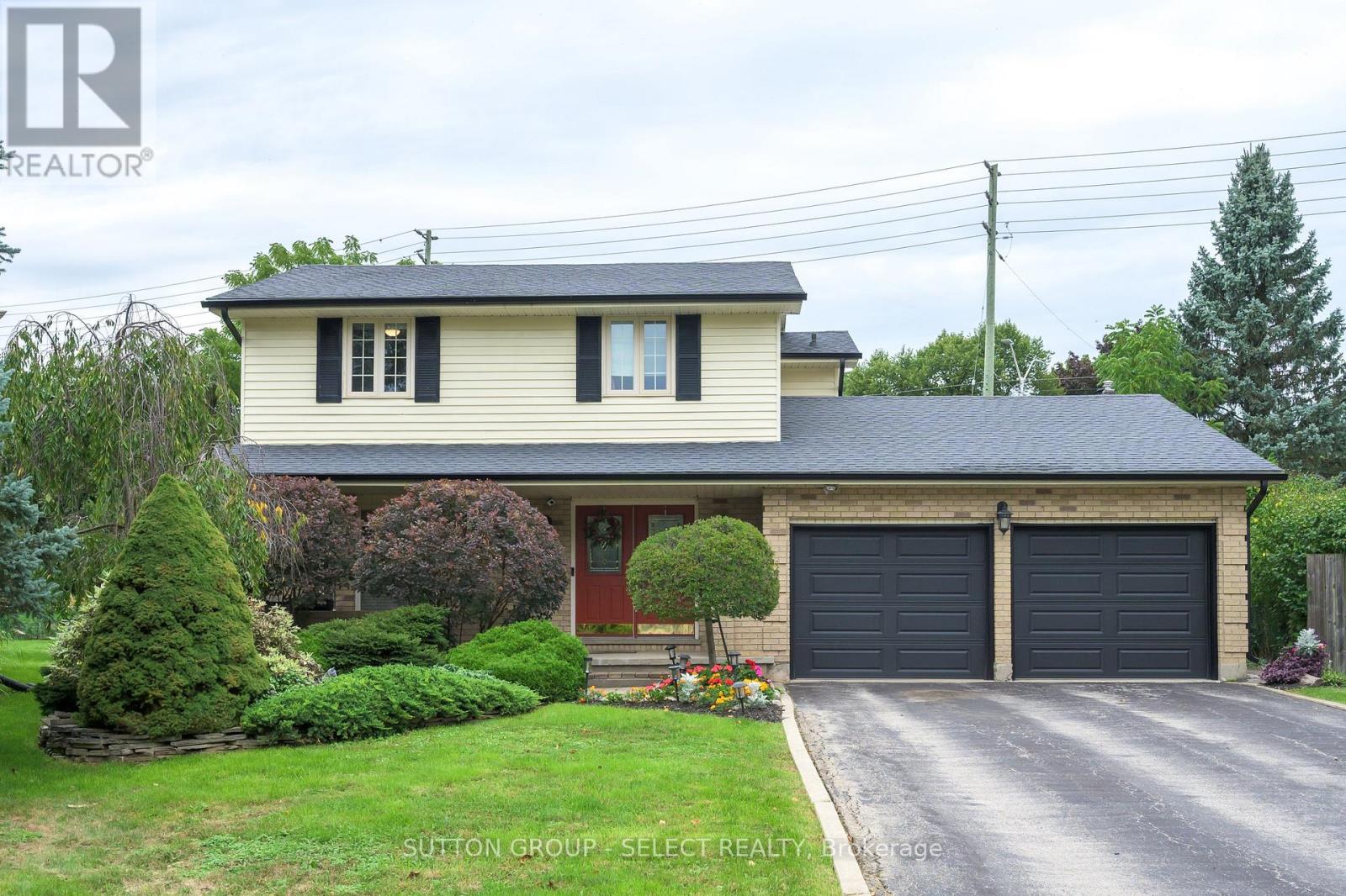 384 EASTCASTLE PLACE - 1