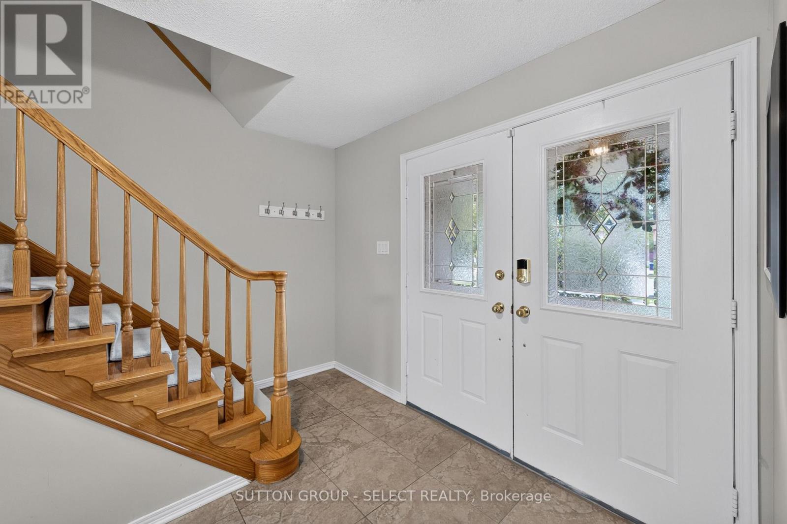 384 EASTCASTLE PLACE - Image 16