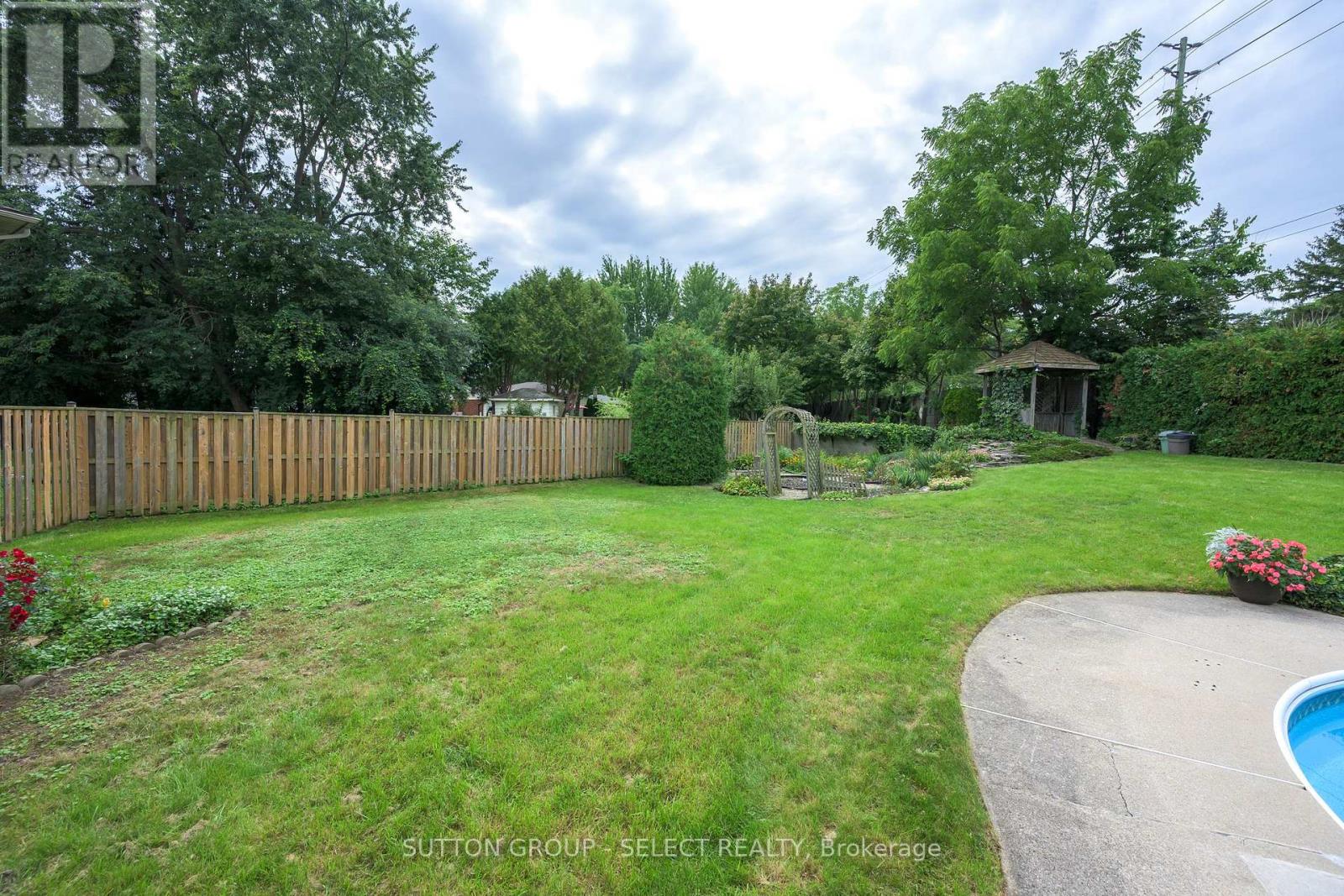 384 EASTCASTLE PLACE - Image 8
