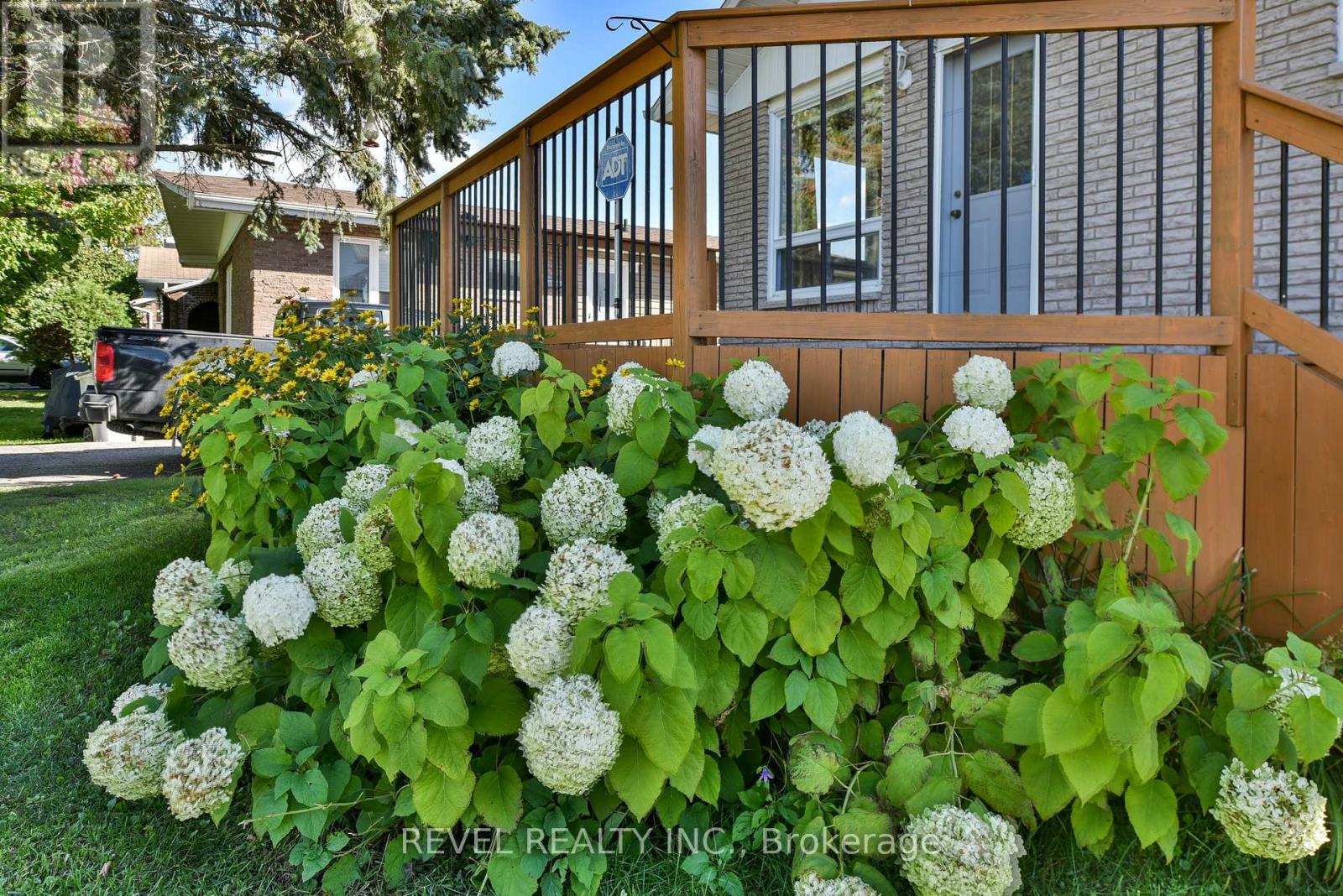191 CAYUGA DRIVE - 5