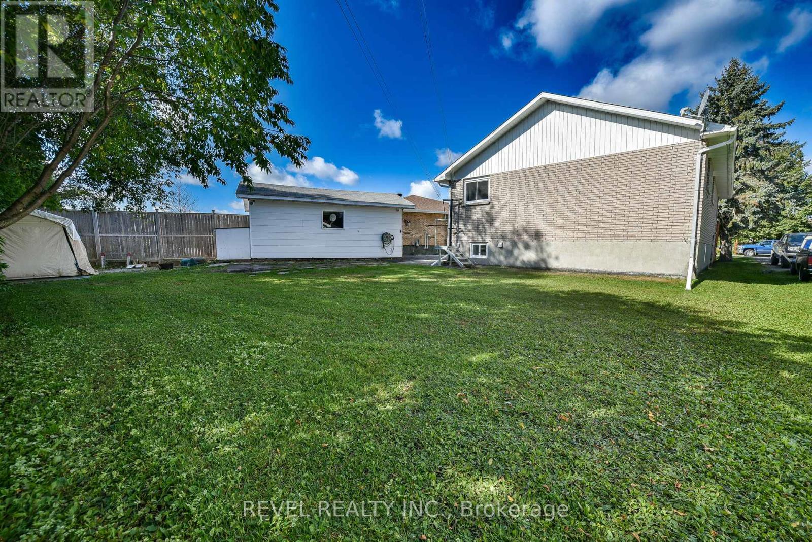 191 CAYUGA DRIVE - 8