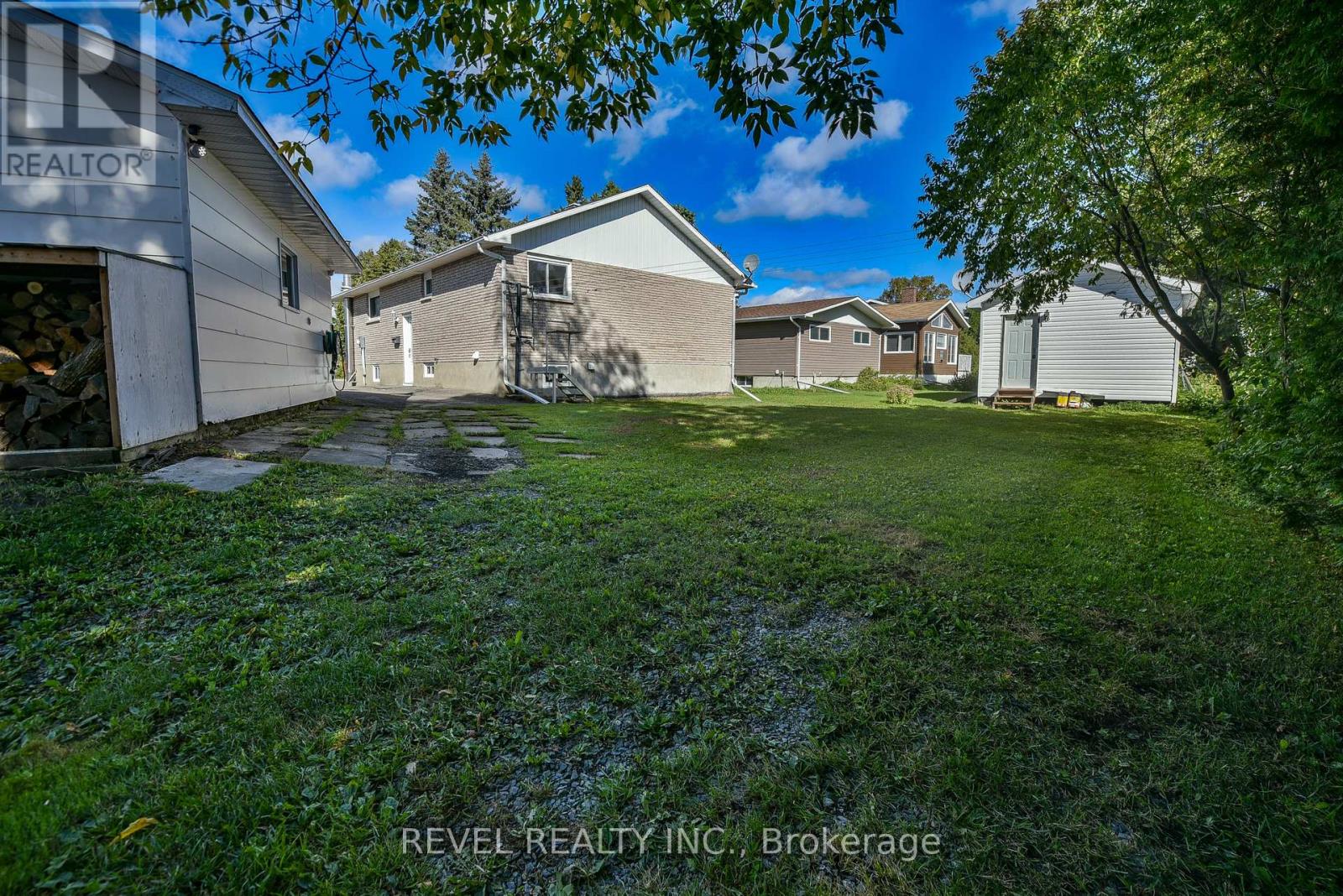 191 CAYUGA DRIVE - 9