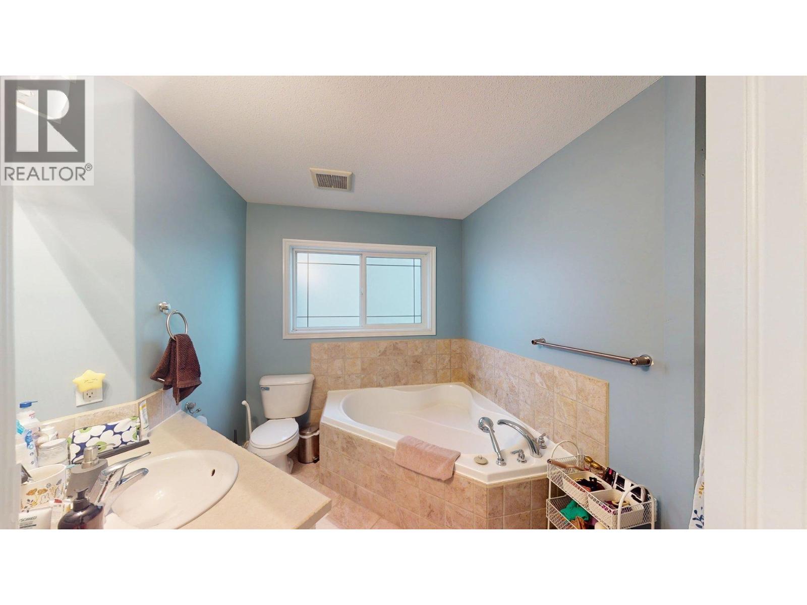 11328 86A STREET - Image 12