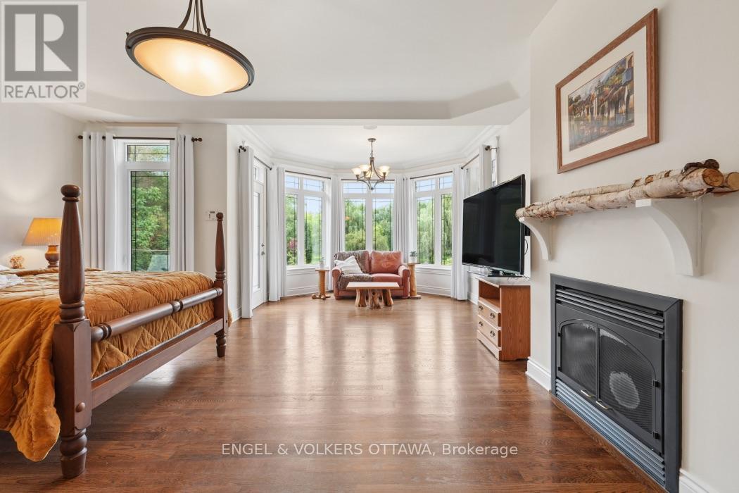 6043 KNIGHTS DRIVE - Image 15