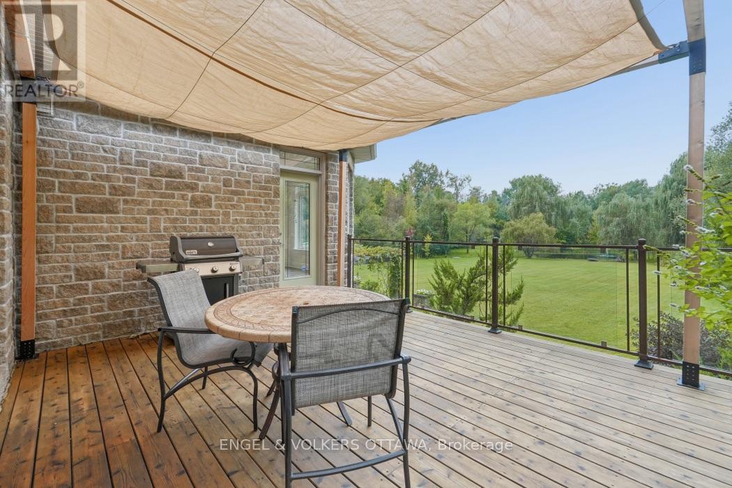 6043 KNIGHTS DRIVE - Image 24