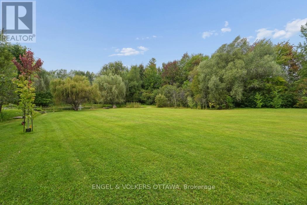 6043 KNIGHTS DRIVE - Image 46