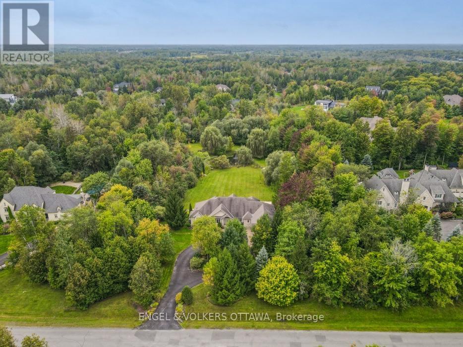 6043 KNIGHTS DRIVE - 48