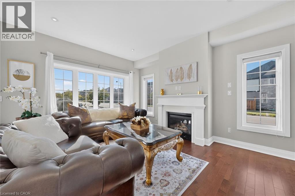 745 WOOD LILY Street — photo 3