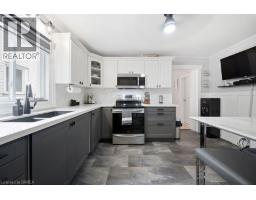 11 Esther Street, Brantford, ON N3S6K3 Photo 17