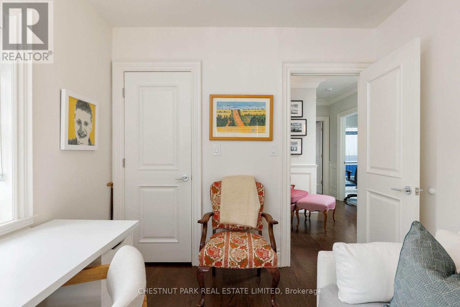 128 MANOR ROAD E - Image 36