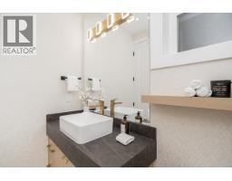 2 150 E 51st Avenue, Vancouver, BC V5X1C3 Photo 11