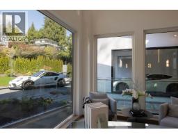 2356 Ottawa Avenue, West Vancouver, BC V7V2S9 Photo 8