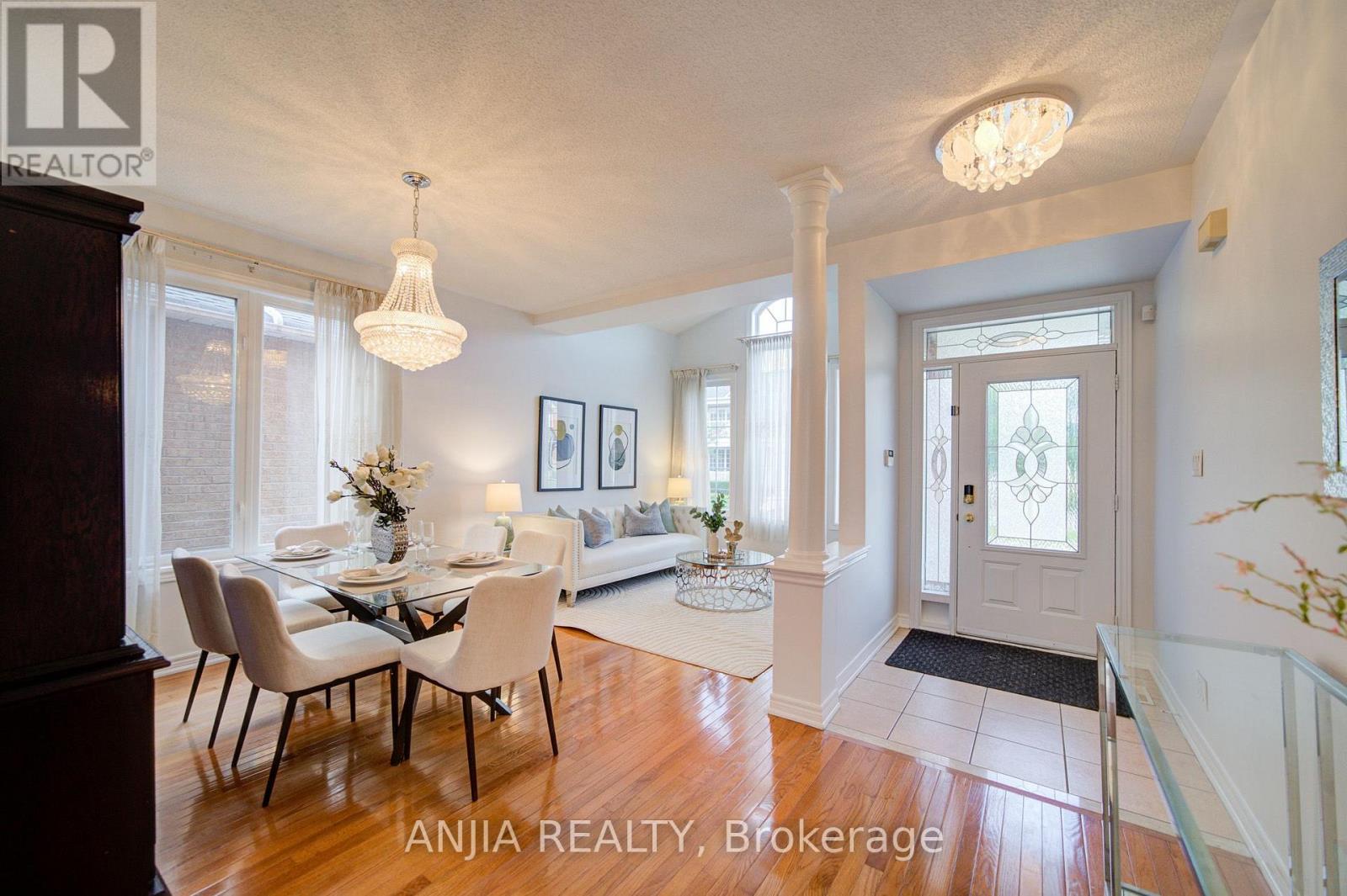 63 SAFFRON STREET, Markham photo 2