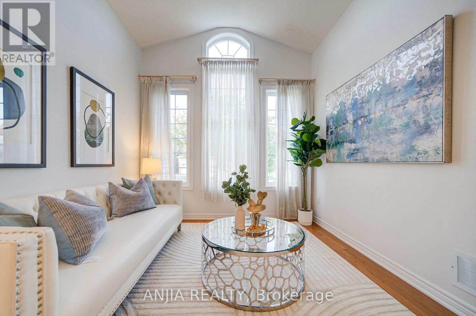 63 SAFFRON STREET, Markham photo 4