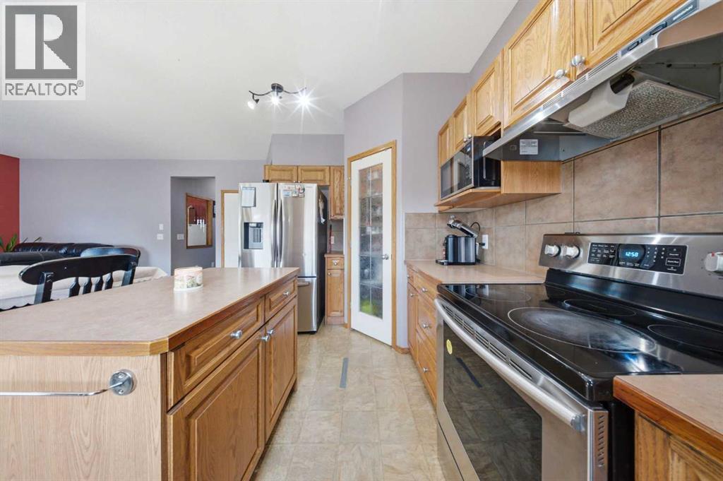 154 Saddleland Close NE - 20