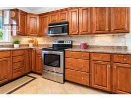 17 Beckwith Drive, Berwick, NS B0P1E0 Photo 13