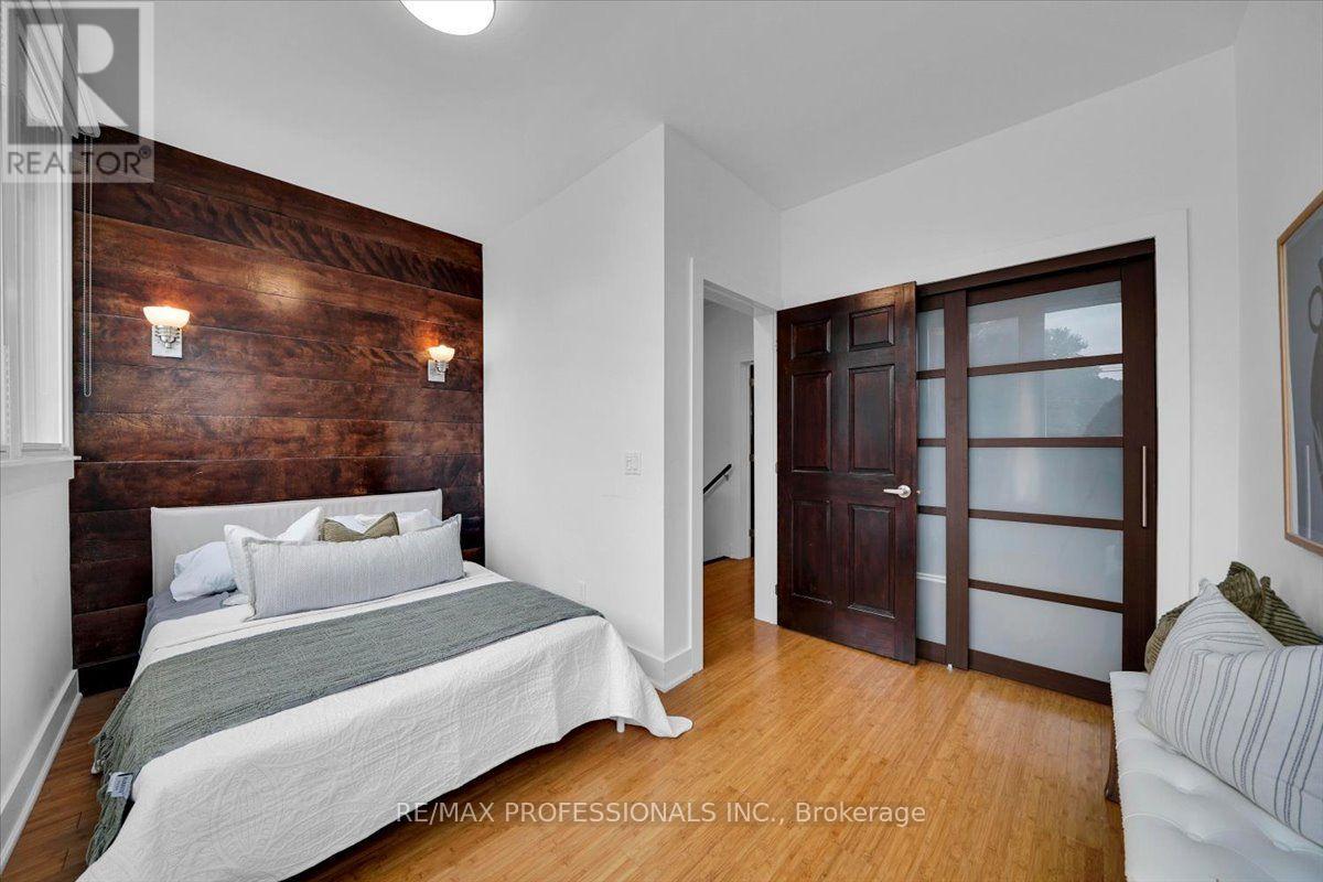 2580 LAKE SHORE BOULEVARD W - Image 29