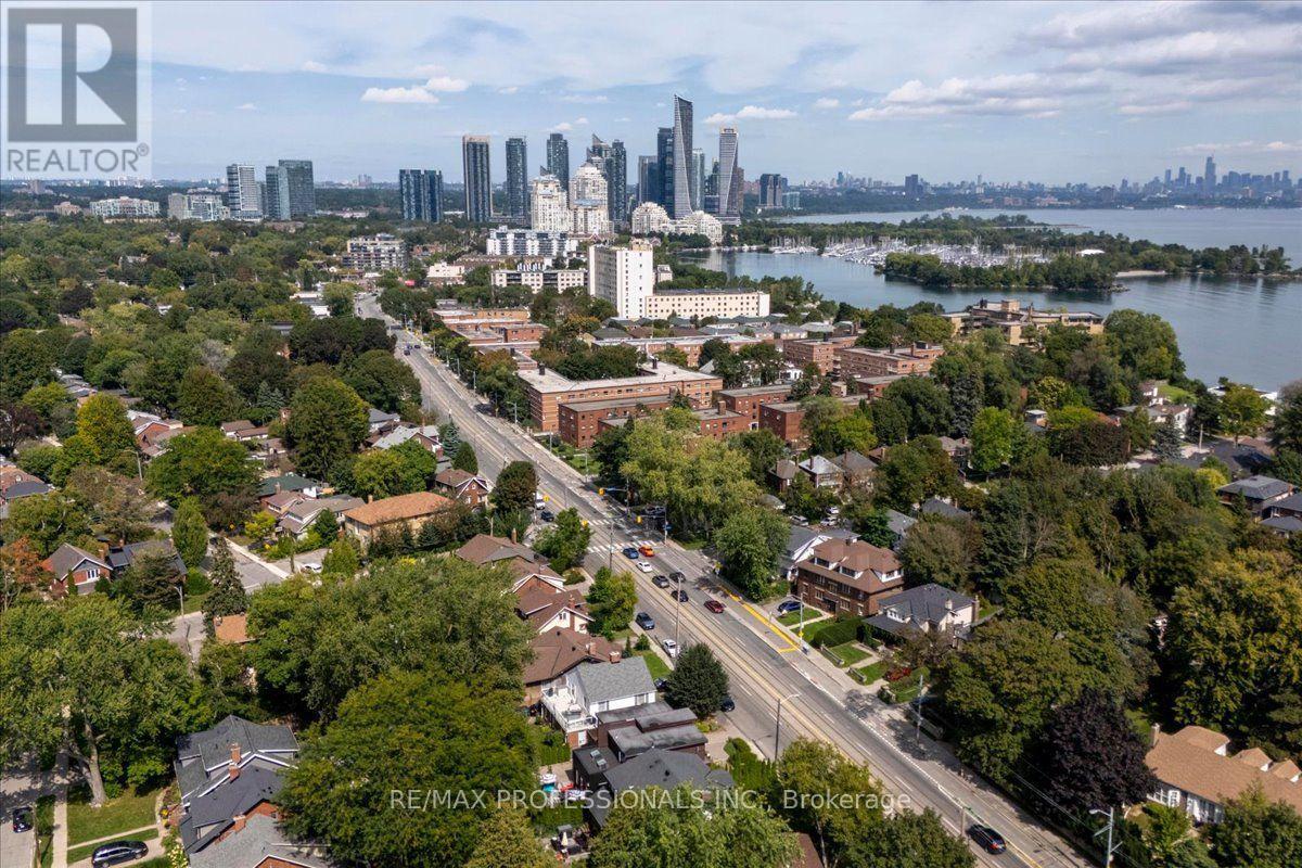 2580 LAKE SHORE BOULEVARD W - Image 49