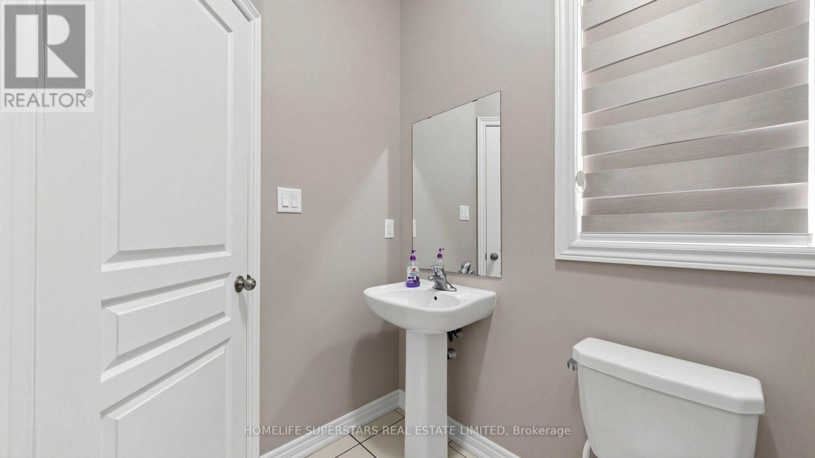 18 OCONNOR CRESCENT - 19