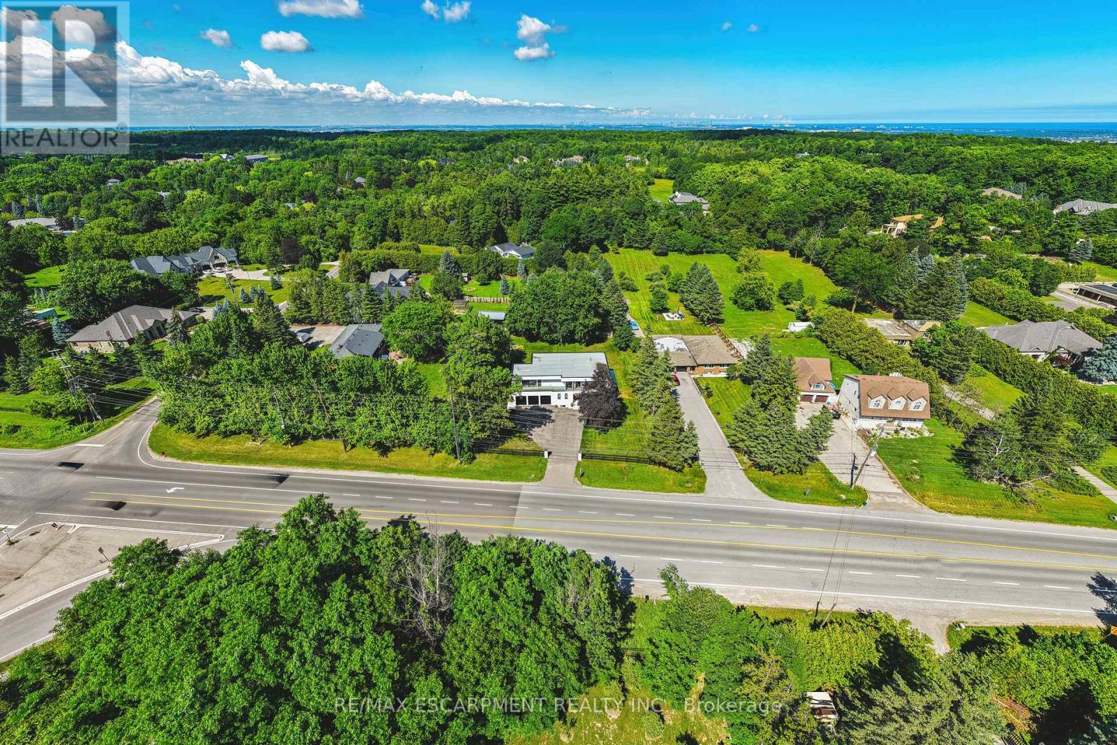 4511 GUELPH LINE - 30