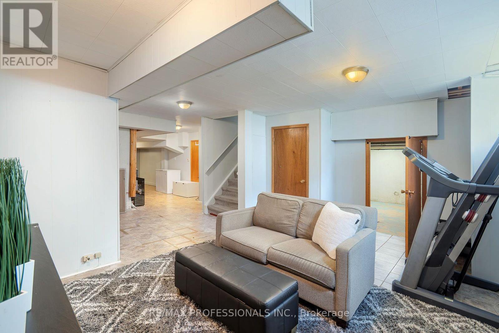 3627 BEECHOLLOW CRESCENT - Image 33
