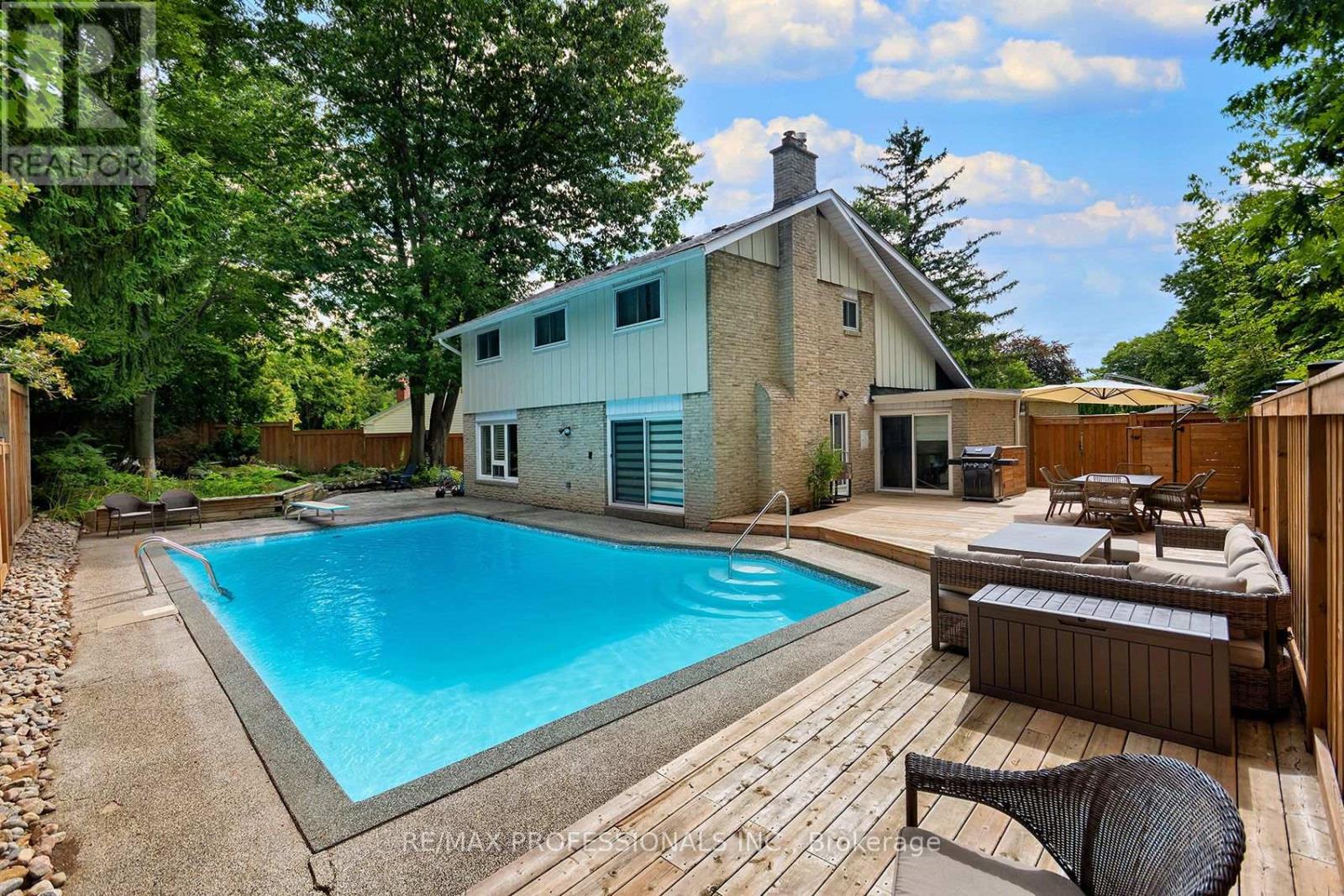 3627 BEECHOLLOW CRESCENT - 37