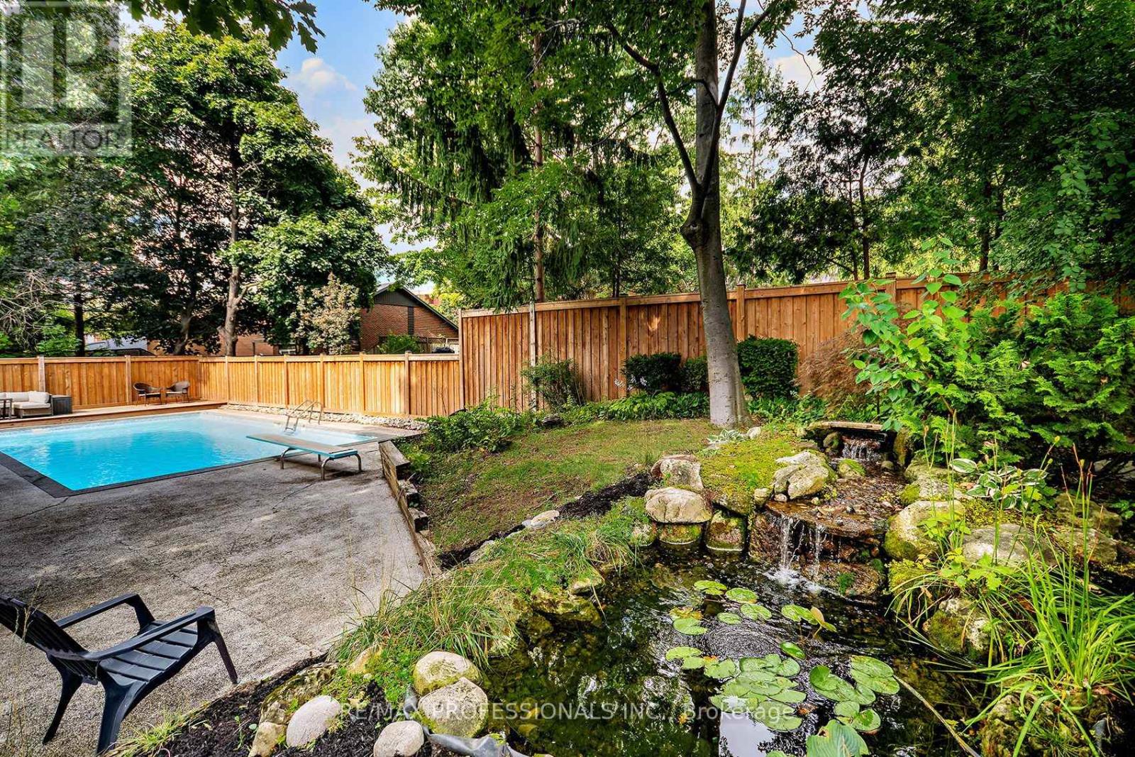 3627 BEECHOLLOW CRESCENT - 40