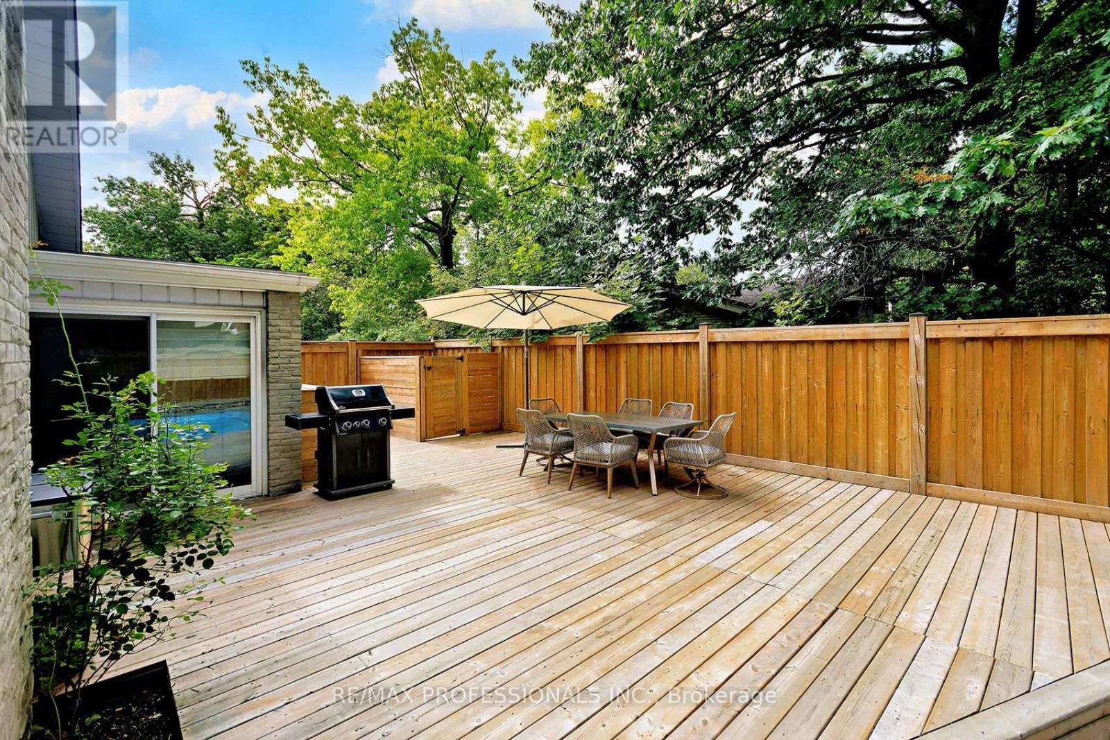 3627 BEECHOLLOW CRESCENT - 46