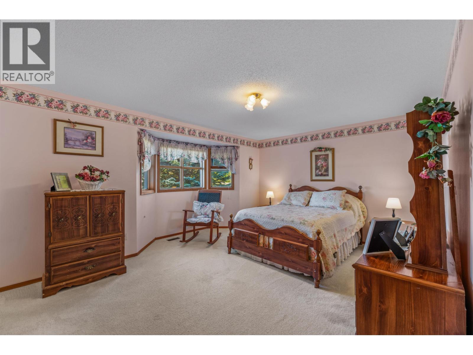 2240 CANAN WAY - 22