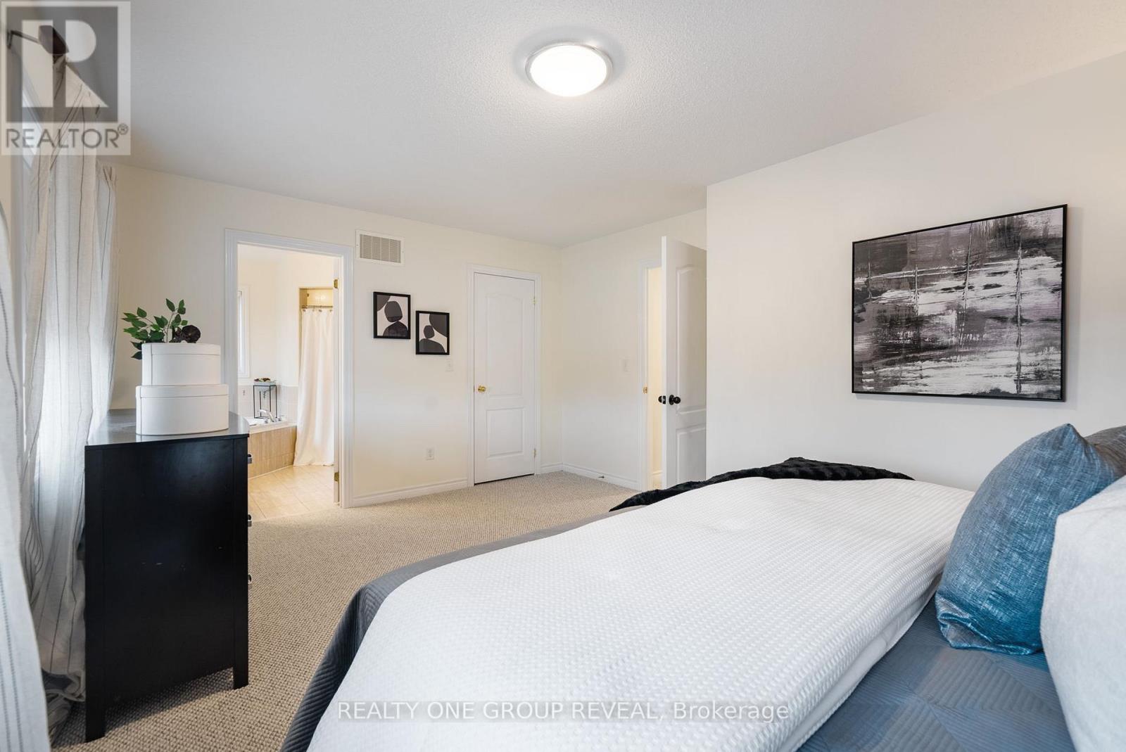 67 Buxton Lane, Clarington, ON photo 24