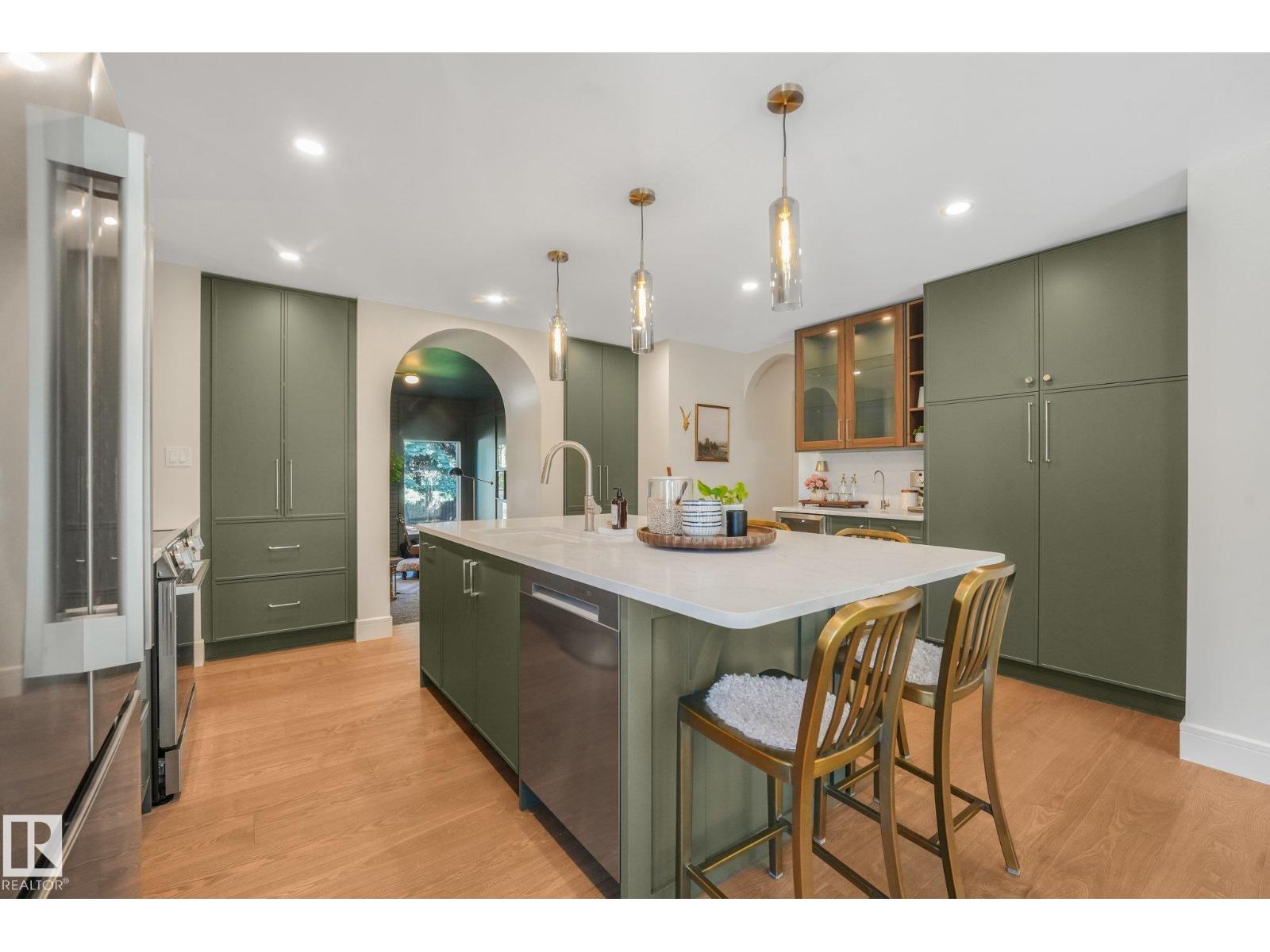 2031 104A ST NW - 15