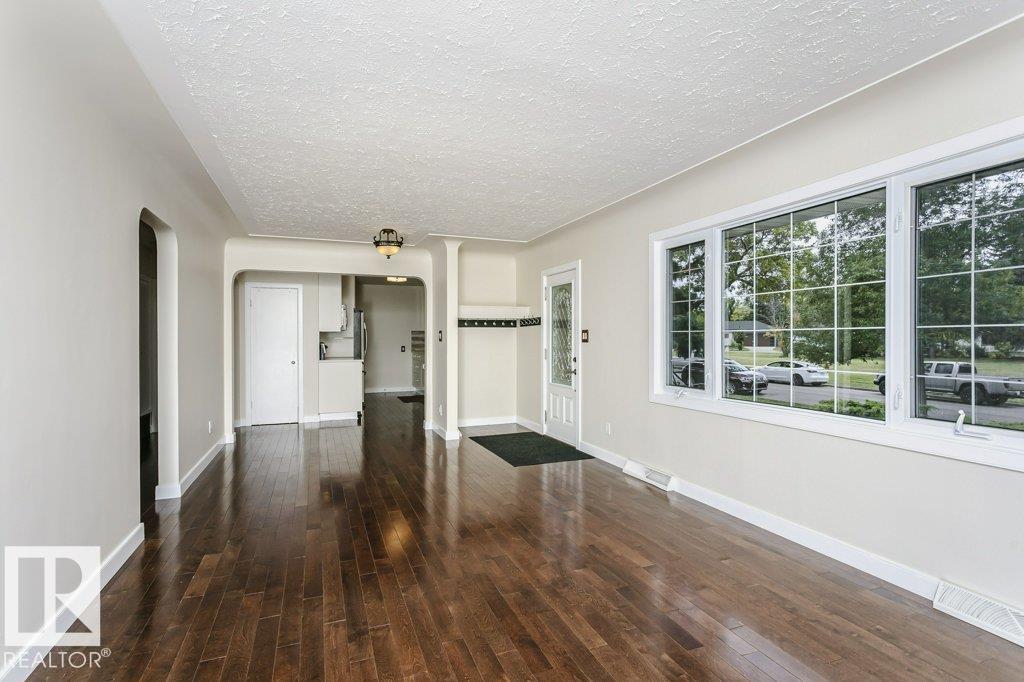 12255 DOVERCOURT CR NW - 4