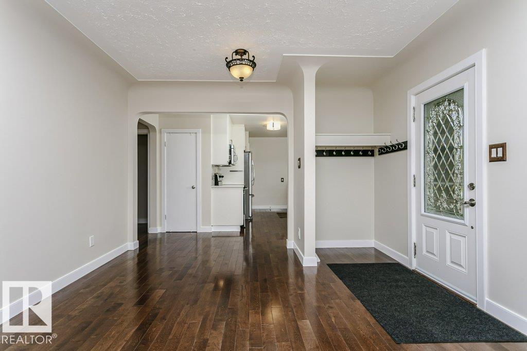 12255 Dovercourt Cr NW photo 5 — MLS® E4509138
