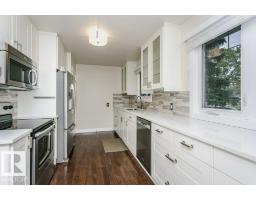 Bedroom 2 - 12255 Dovercourt Cr Nw, Edmonton, AB T5L4E4 Photo 6
