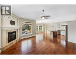 Kitchen - 6833 Meadows Drive Unit# 34, Oliver, BC V0H1T4 Photo 7