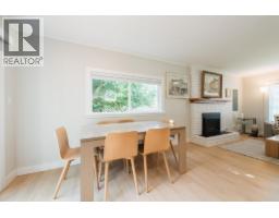 320 Cochrane Road, Gibsons, BC V0N1V8 Photo 9