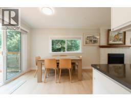 320 Cochrane Road, Gibsons, BC V0N1V8 Photo 6