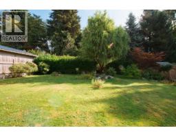 320 Cochrane Road, Gibsons, BC V0N1V8 Photo 29
