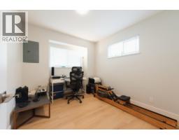 320 Cochrane Road, Gibsons, BC V0N1V8 Photo 19