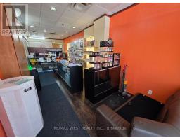 7d - 7398 Yonge Street, Vaughan, ON L4J8J2 Photo 6