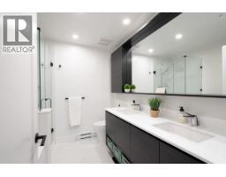 312 55 Klahanie Drive, Port Moody, BC V3H0M9 Photo 14