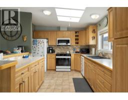 Kitchen - 6688 Tronson Road Unit# 57, Vernon, BC V1H1R9 Photo 8