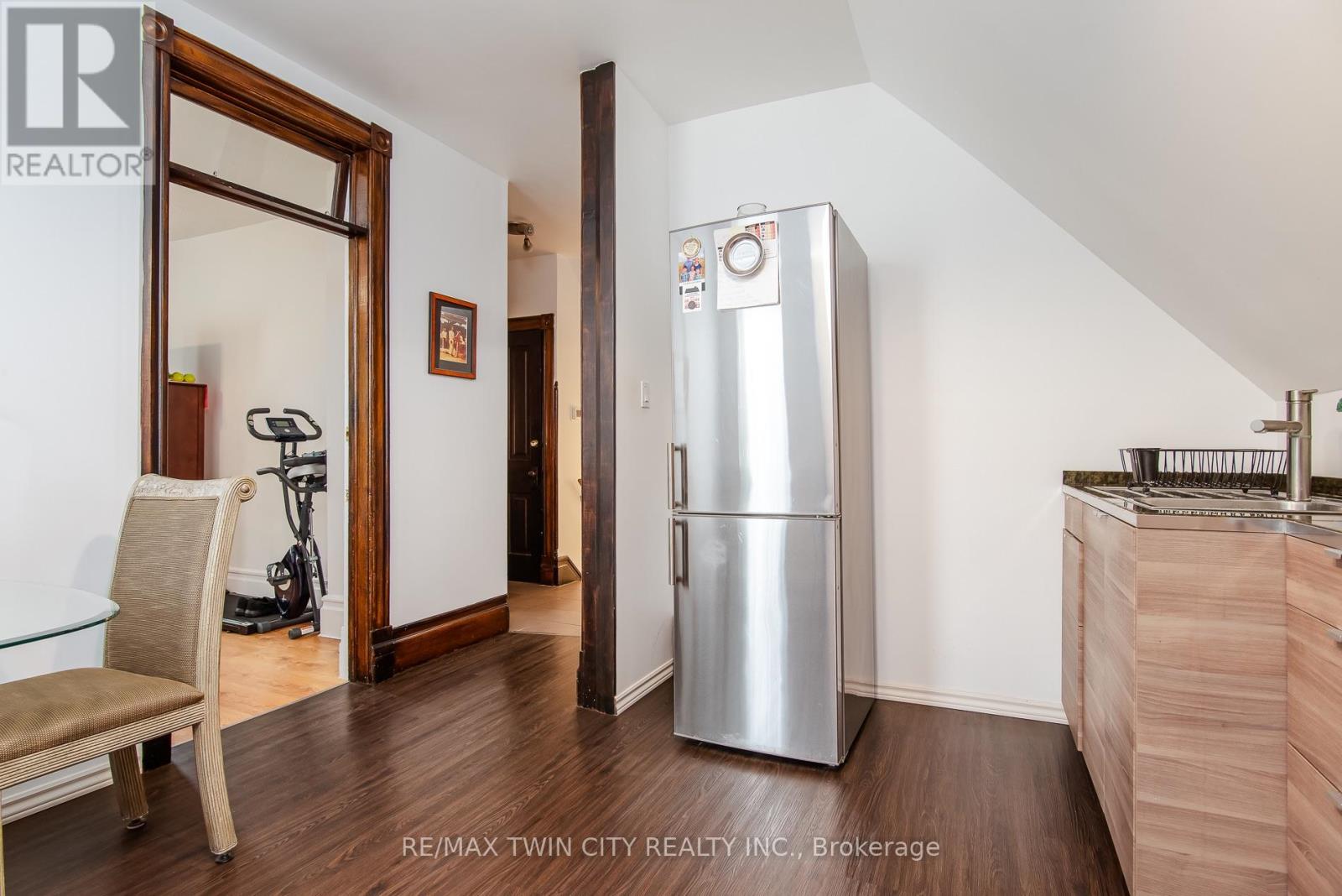 94 MARGARET AVENUE - 28