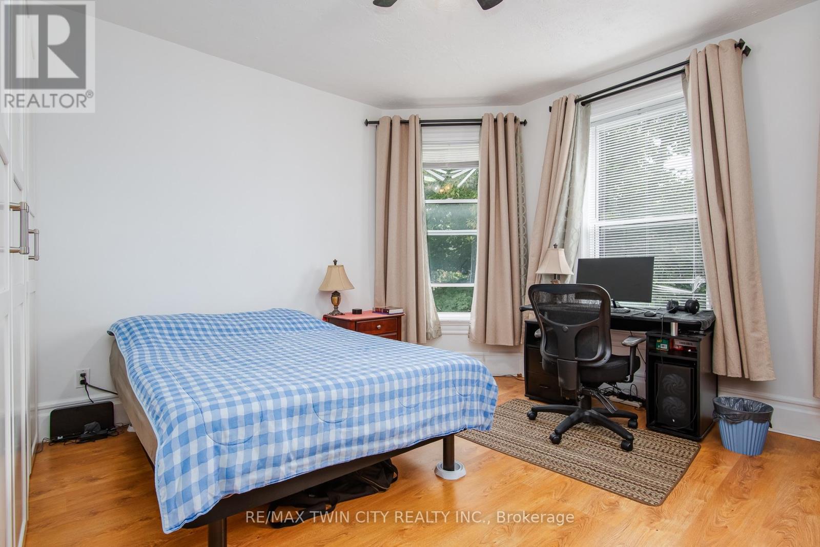 94 MARGARET AVENUE - 31