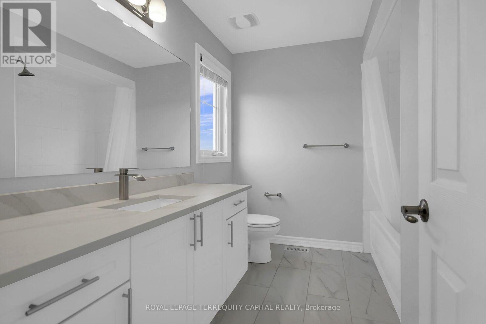 116 UNITY PLACE - 38
