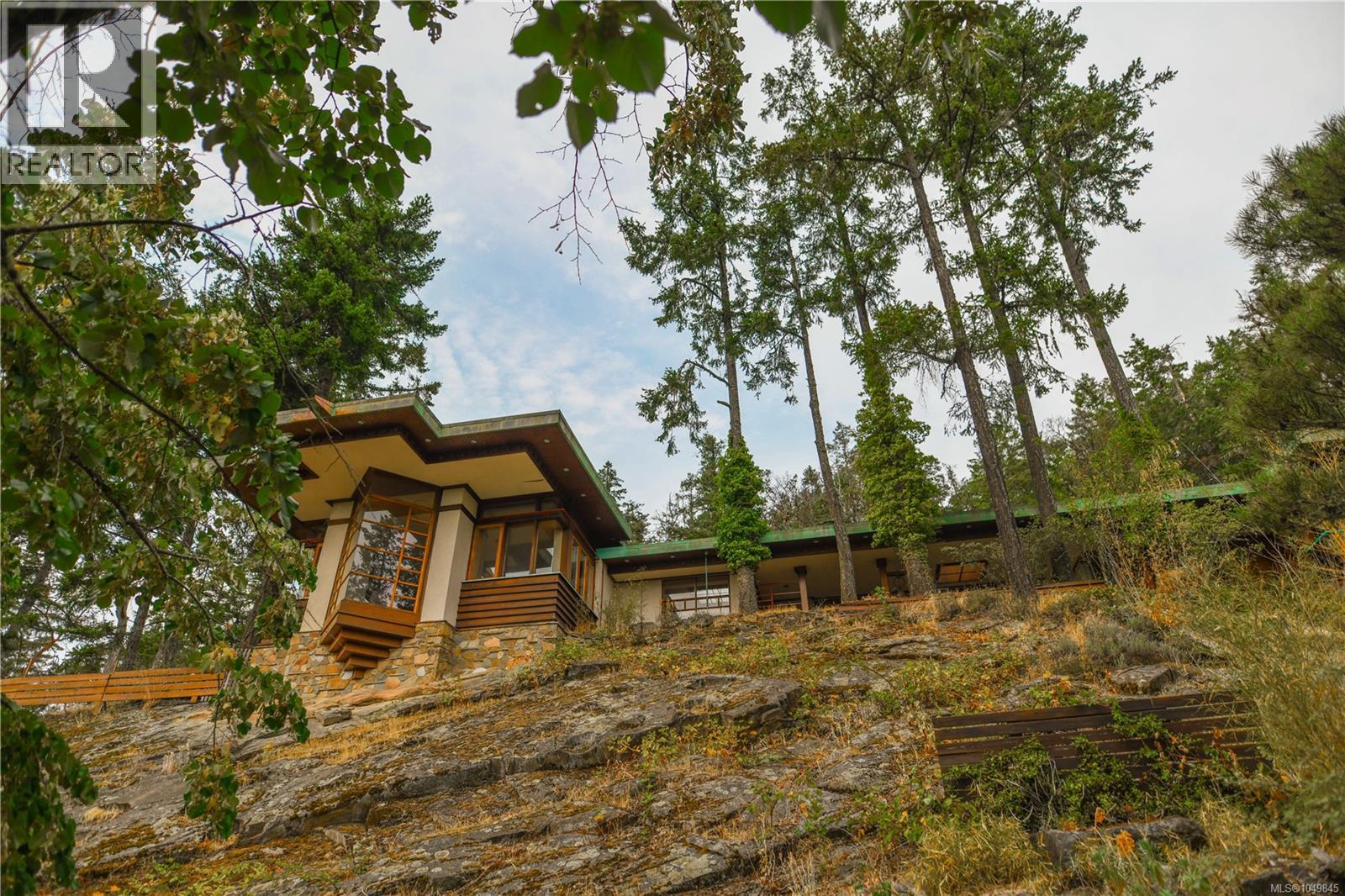 3326 Port Washington Rd - Image 55