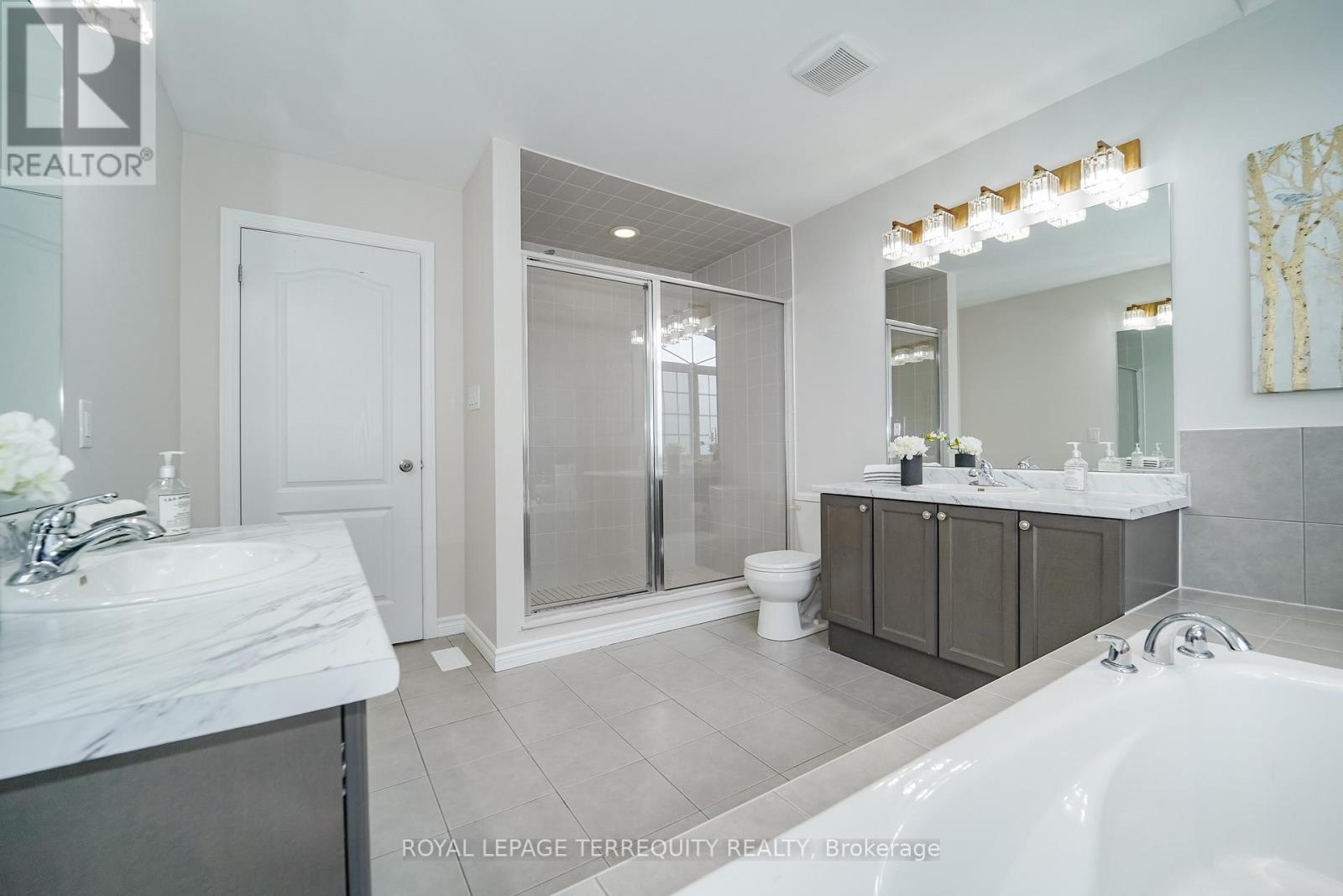 2162 DAWSON CRESCENT - 19
