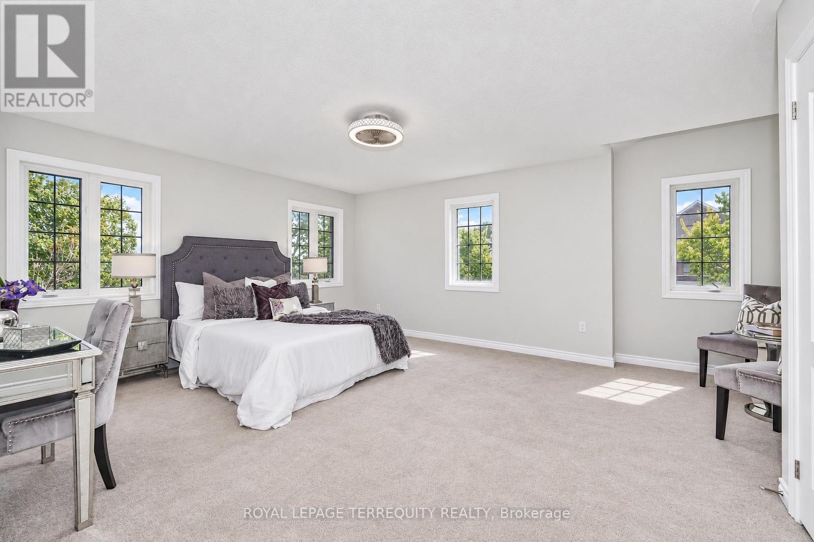 2162 DAWSON CRESCENT - 17