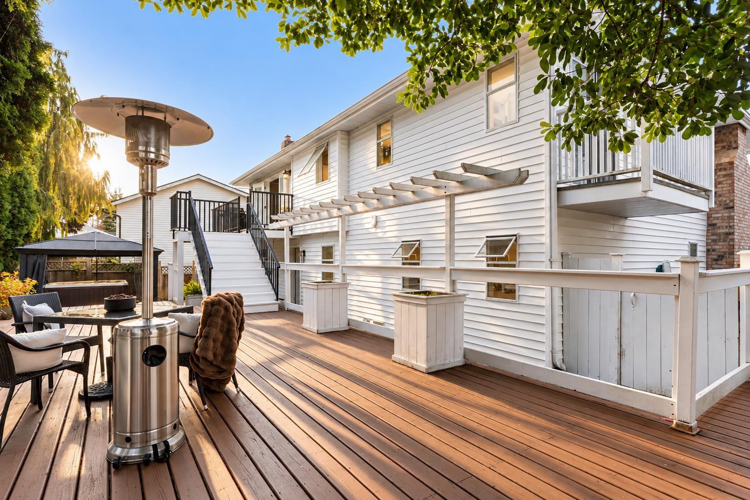 15573 FINLAY COURT, White Rock