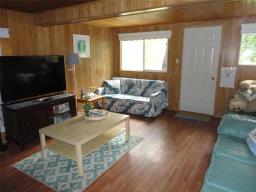 185 6th Street, Gimli, MB R0C1B0 Photo 9